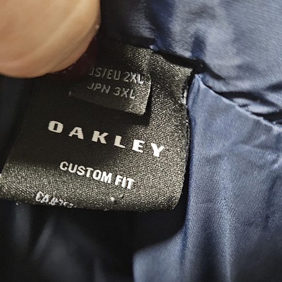 Oakley Quilted Men's Full Zip Warm Jacket Size 2XL Ocean Blue Zip Pockets GUC - Picture 2 of 5
